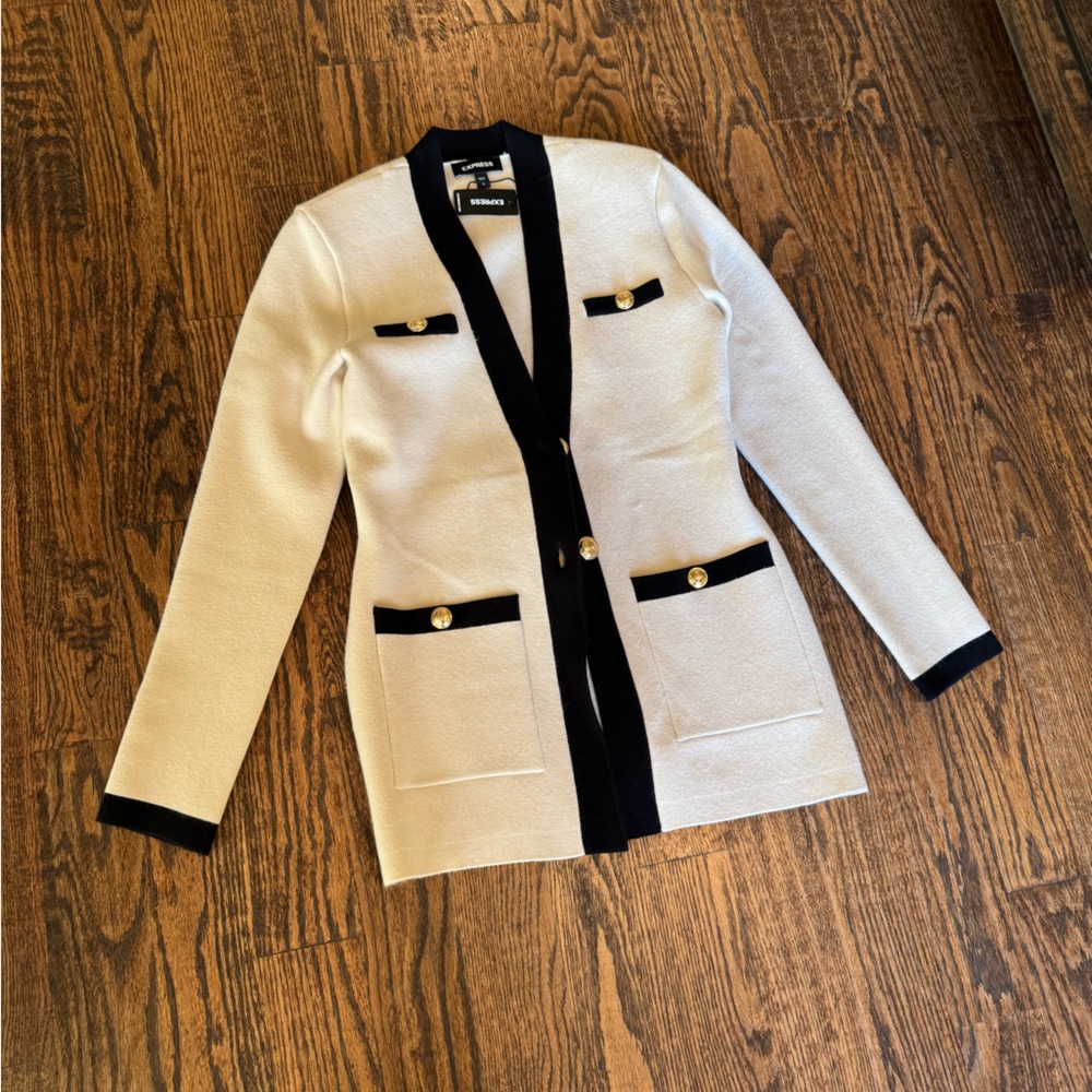 Crisp Cardigan